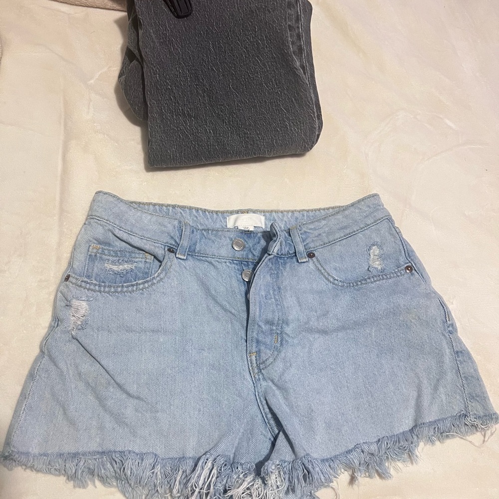 H&M Light Wash Women's Jeans